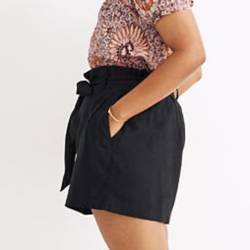 Madewell Black High Waist Paperbag Shorts Size 6 - Picture 2 of 8